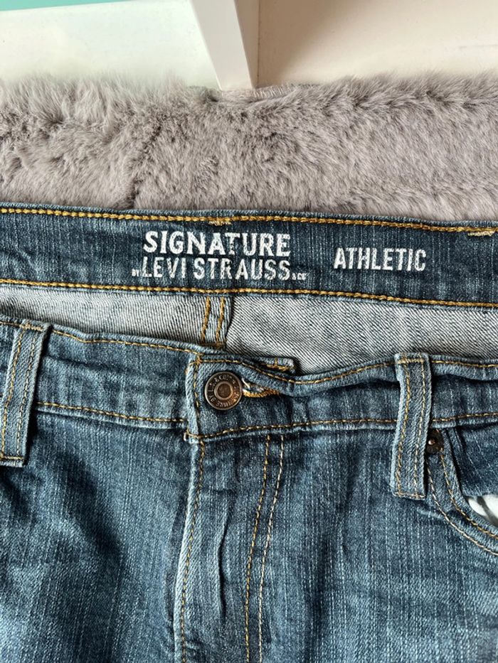 Jean Levi’s signature coupe athletic voir photo pour les mesures - photo numéro 4