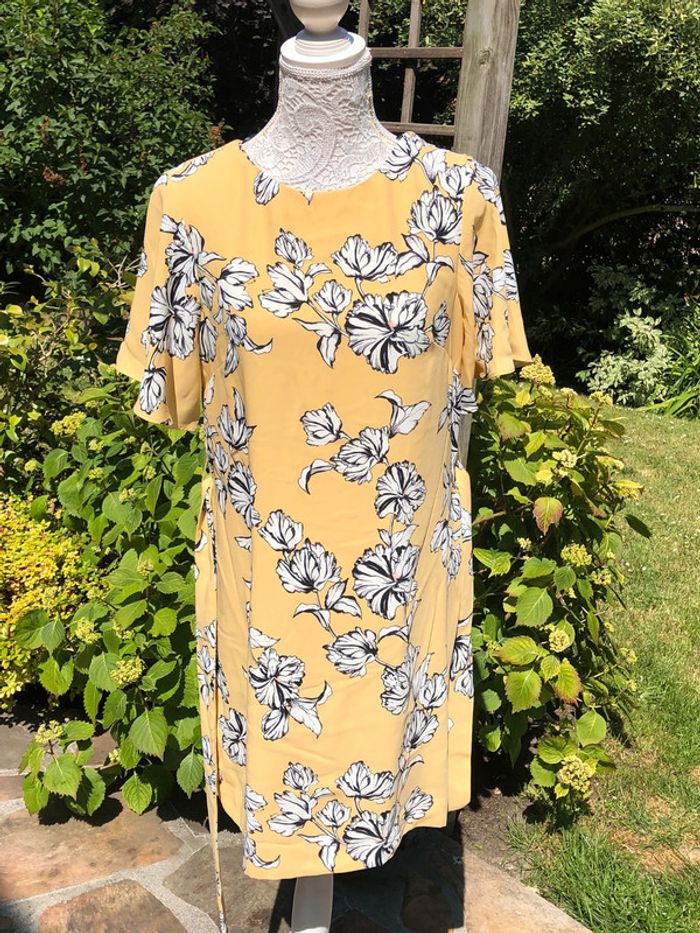Robe H&M neuve taille 38 - photo numéro 9