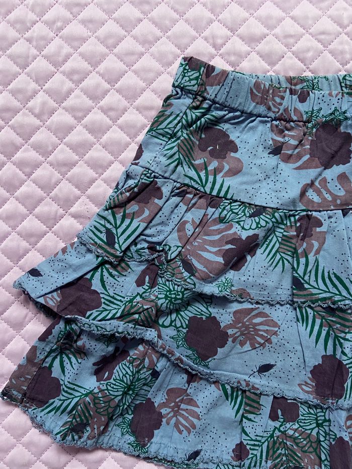 Jupe mauve a motif - photo numéro 3