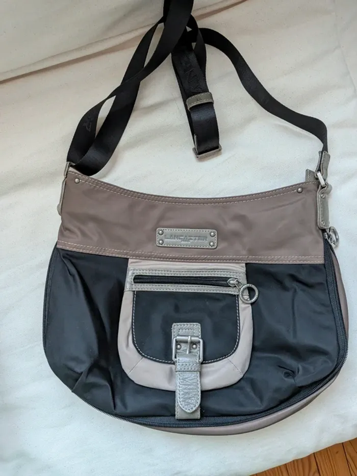 Sac lancaster porté travers