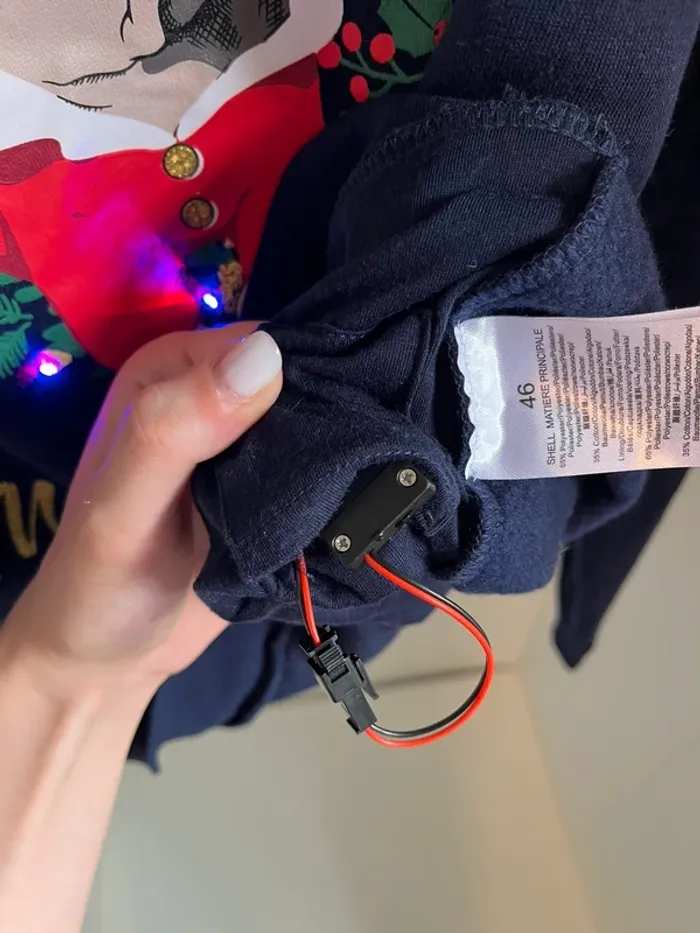 Pull de Noël à LED - photo numéro 3