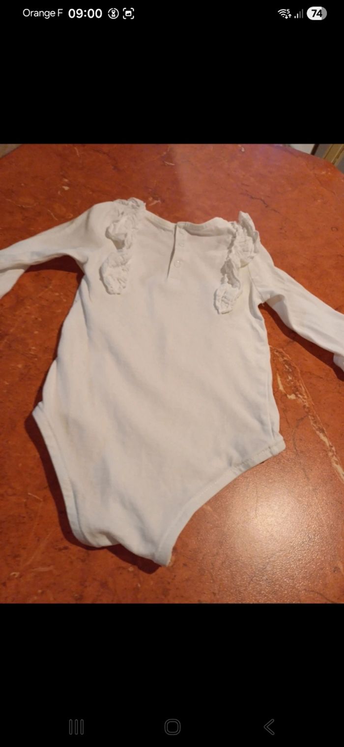 Body bébé taille 12 mois - photo numéro 3