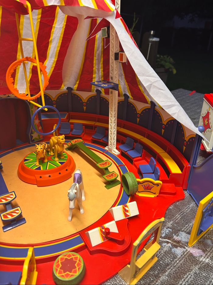Grand chapiteau de cirque - photo numéro 4