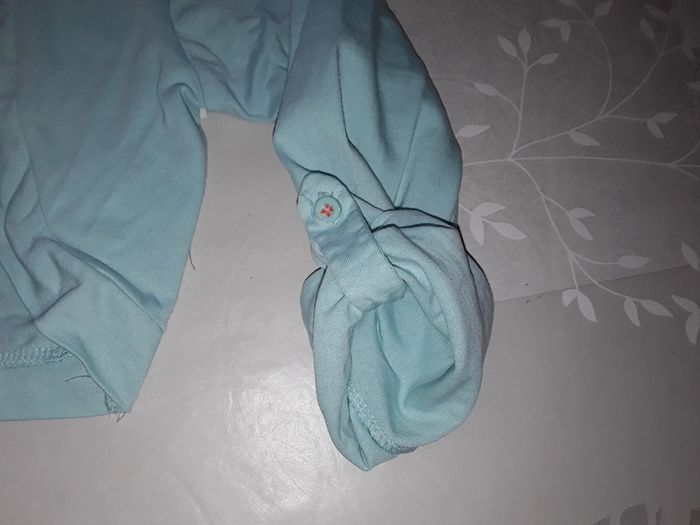 🔮 Boléro NEUF bleu ciel en 12 ans 🔮 - photo numéro 4