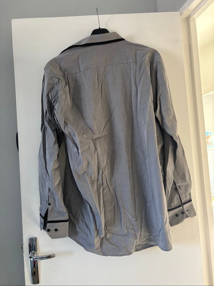 Chemise - photo numéro 3