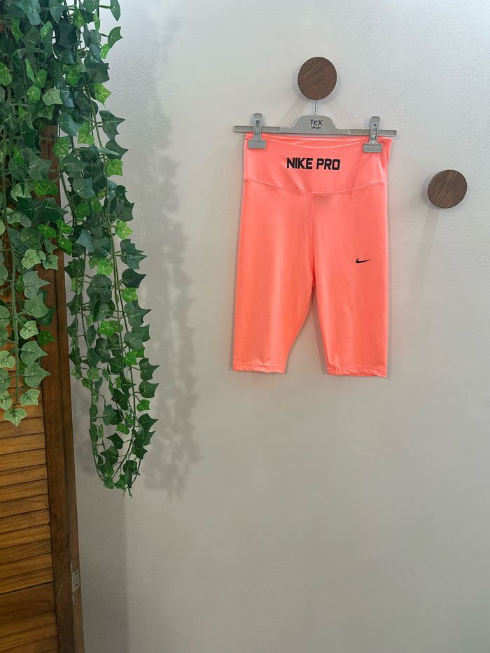 Short cycliste femme Nike