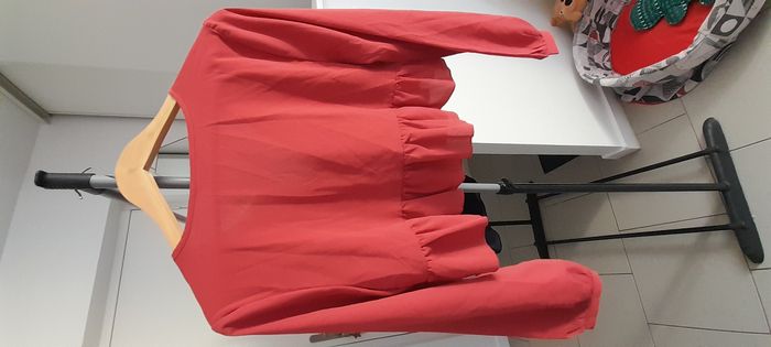 Haut couleur rouille avec petit nœud - photo numéro 3