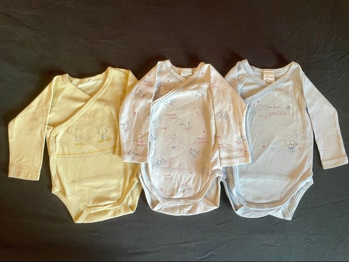 Lot bodies hiver  6 mois - photo numéro 2