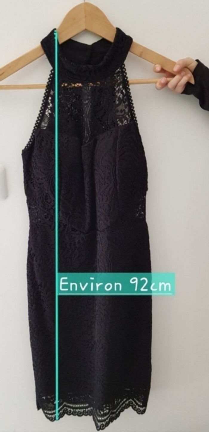 Robe noire dentelle - photo numéro 4