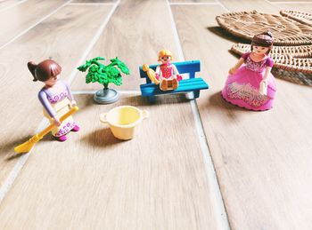👑Playmobil lot figurines/personnages  servante, Reine et Princesse au jardin