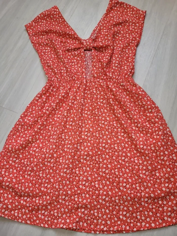 Robe fleuri rouge s - photo numéro 5
