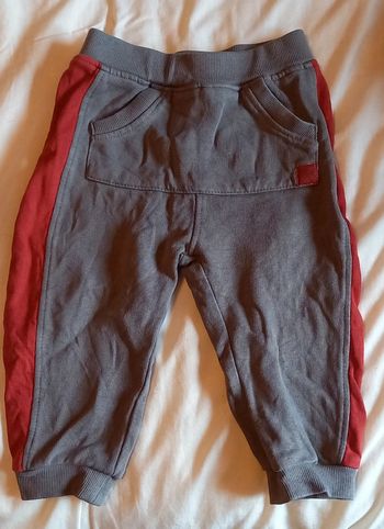 Pantalon de jogging taille 23 mois