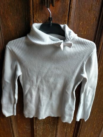 Joli pull Cyrillus 4 ans