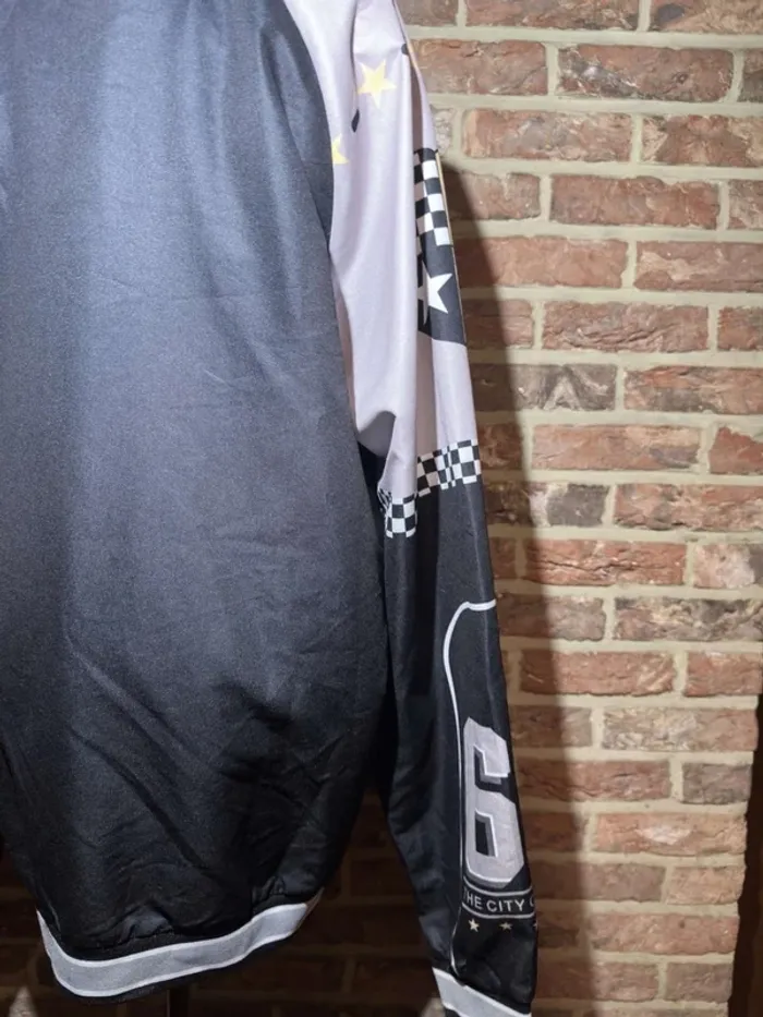 Veste Racing Noire et gris Los Angeles Taille L / 40 - photo numéro 17
