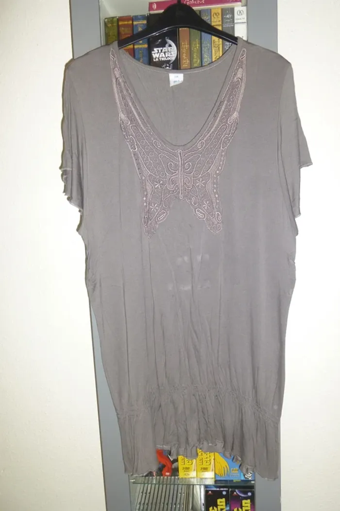 tunique avec broderie papillon avant Msmode XXL