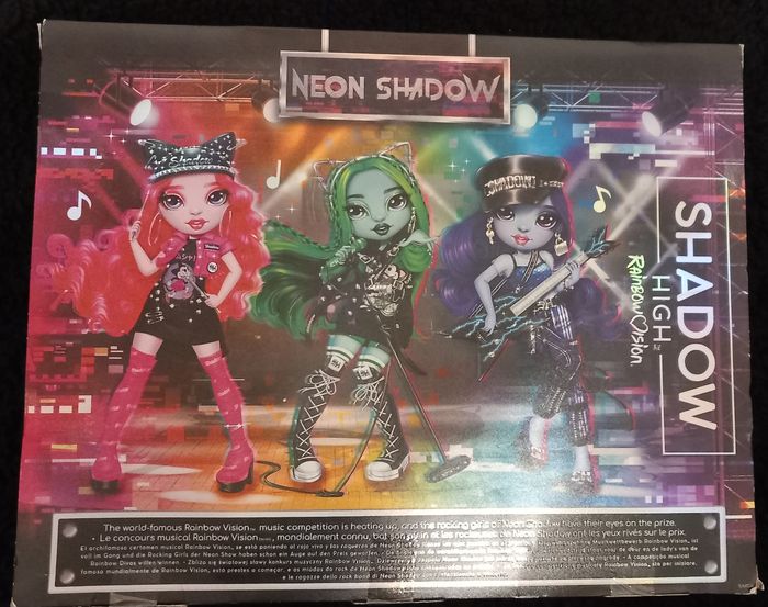 Poupée rainbow high Shadow high Mara Pinkett rainbow vision neon - photo numéro 5