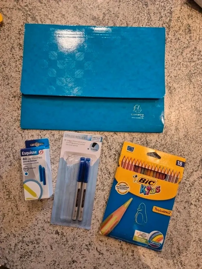 Lot de fournitures scolaires école primaire ou collège - photo numéro 4
