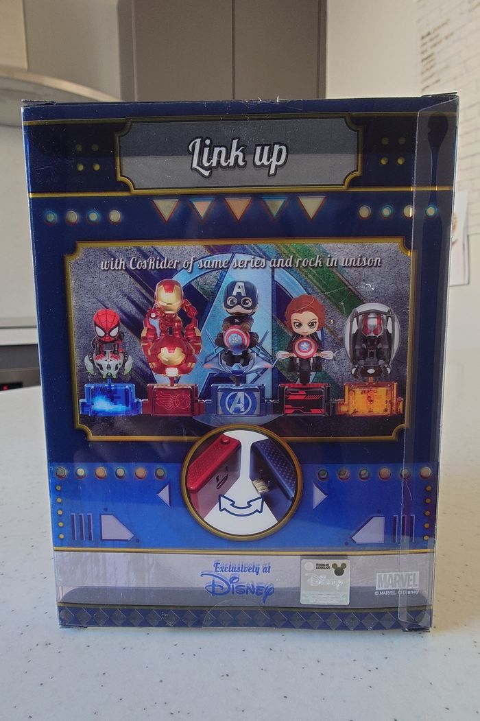 Figurine Hot Toys Cosbaby Cosrider Marvel Avengers Captain America (Exclu Disney US) - photo numéro 6