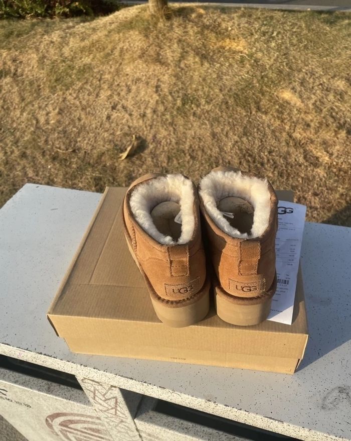 Ugg w Classic ultra mini 38 - photo numéro 3