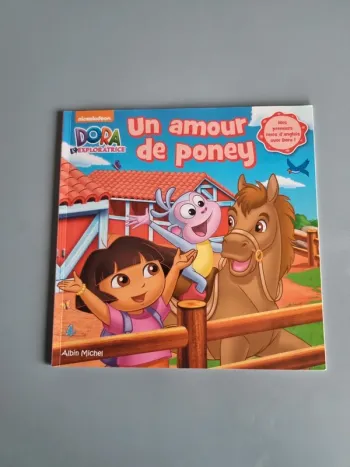 Dora la course de poney