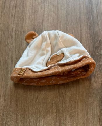 Bonnet  bébé naissance Sauthon très bon état