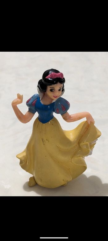 Figurine Blanche neige princesse Disney.