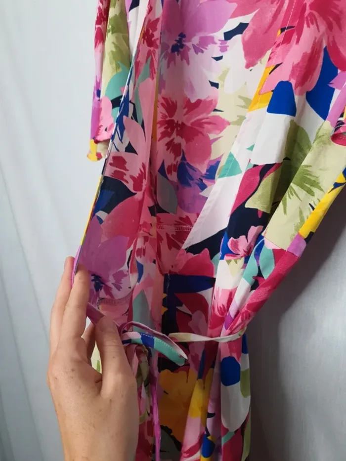 Magnifique robe portefeuille fleurie - photo numéro 5