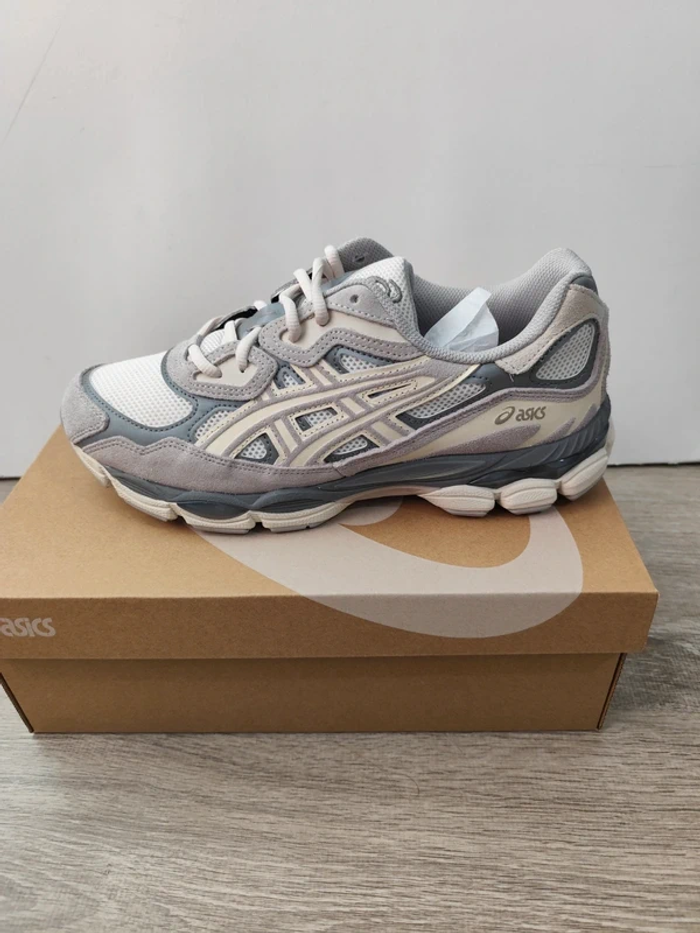 Asics GEL-NYC  taille 42