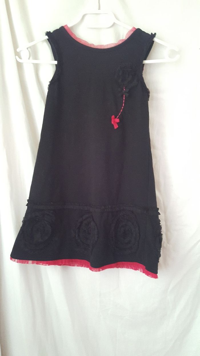 Superbe robe evasée sur bas