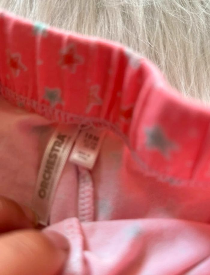 Très beau short à motifs 🥰 orchestra taille 18 mois - photo numéro 2