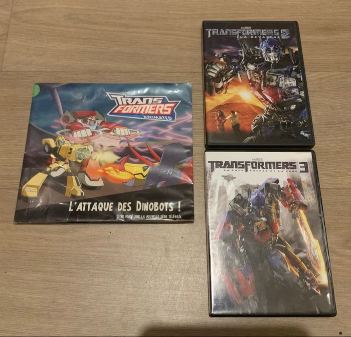 Lot de 5transformers 2plus grand et 3plus petit 2dvd transformers2et 3 et un livret - photo numéro 2