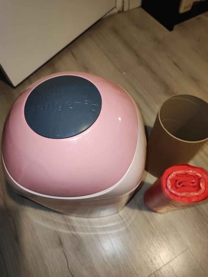 Poubelle à couches sangenic + rouleau de sachets - photo numéro 2