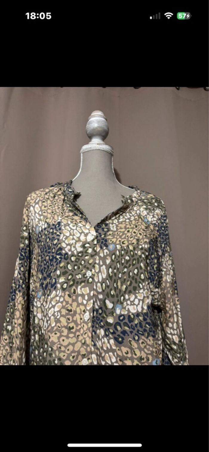 Blouse neuve - photo numéro 4