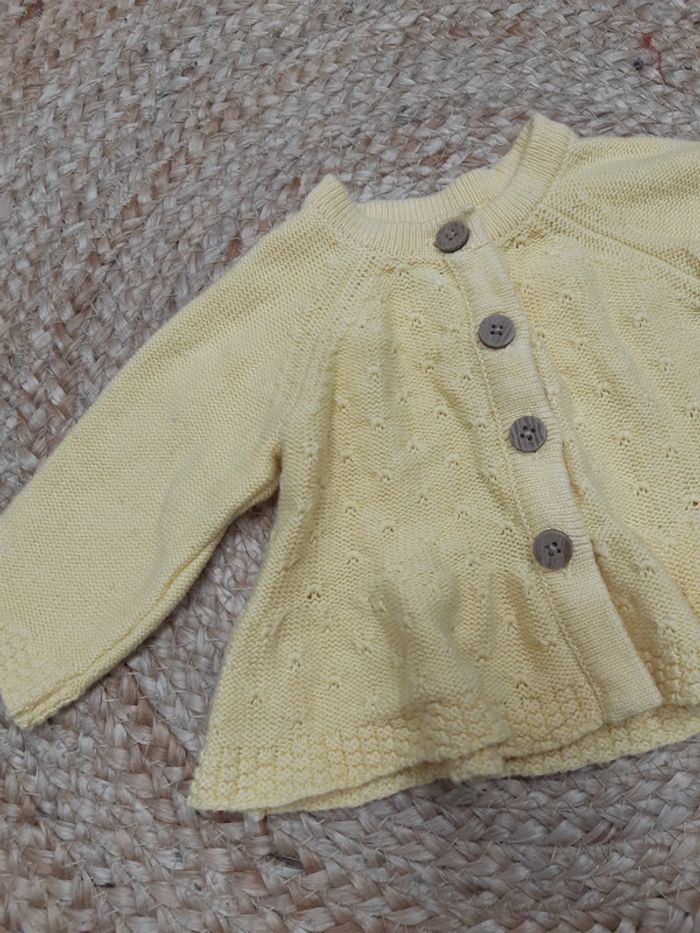 Gilet en maille jaune Nutmeg - photo numéro 2