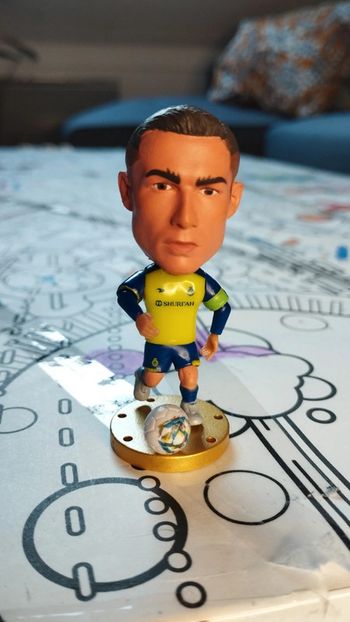 Petite figurine football neuve cristiano Ronaldo CR7 Al Nasr Arabie saoudite