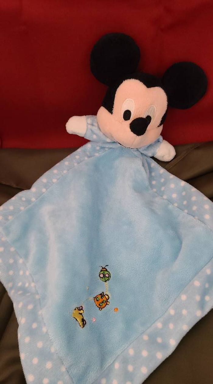 Disney doudou mickey souris plat losange bleu blanc pois coccinelle - photo numéro 3