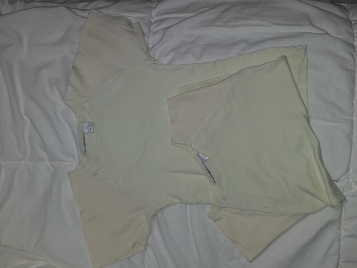 💚 Lot de 2 maillots de corps Kiabi (3 ans) 💚 - photo numéro 3
