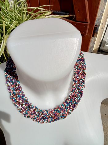 Collier ras du cou