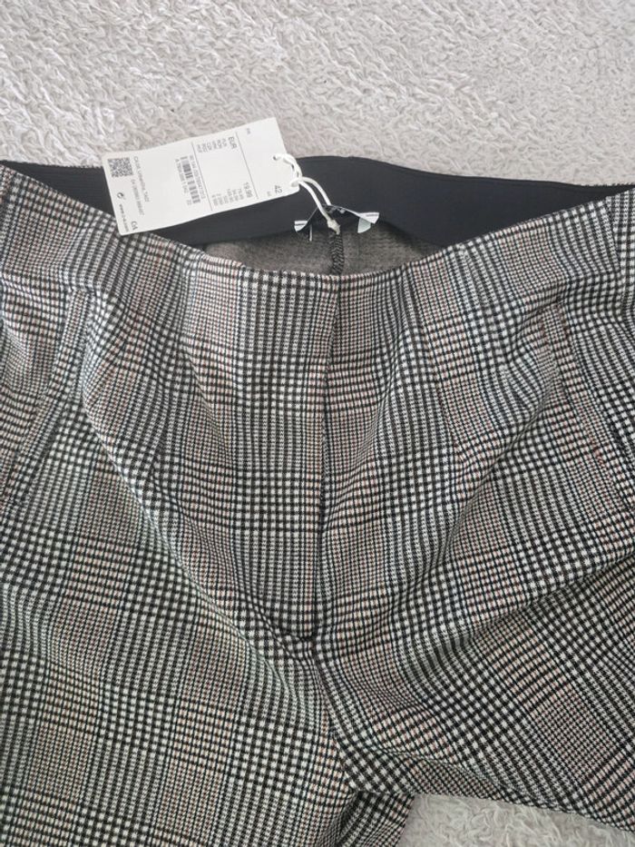Pantalon neuf étiquette 🍒C&A🍒taille 42/44 - photo numéro 4