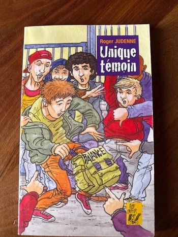 Livre enfant à partir de 10 ans unique témoin