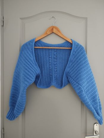 Boléro au crochet