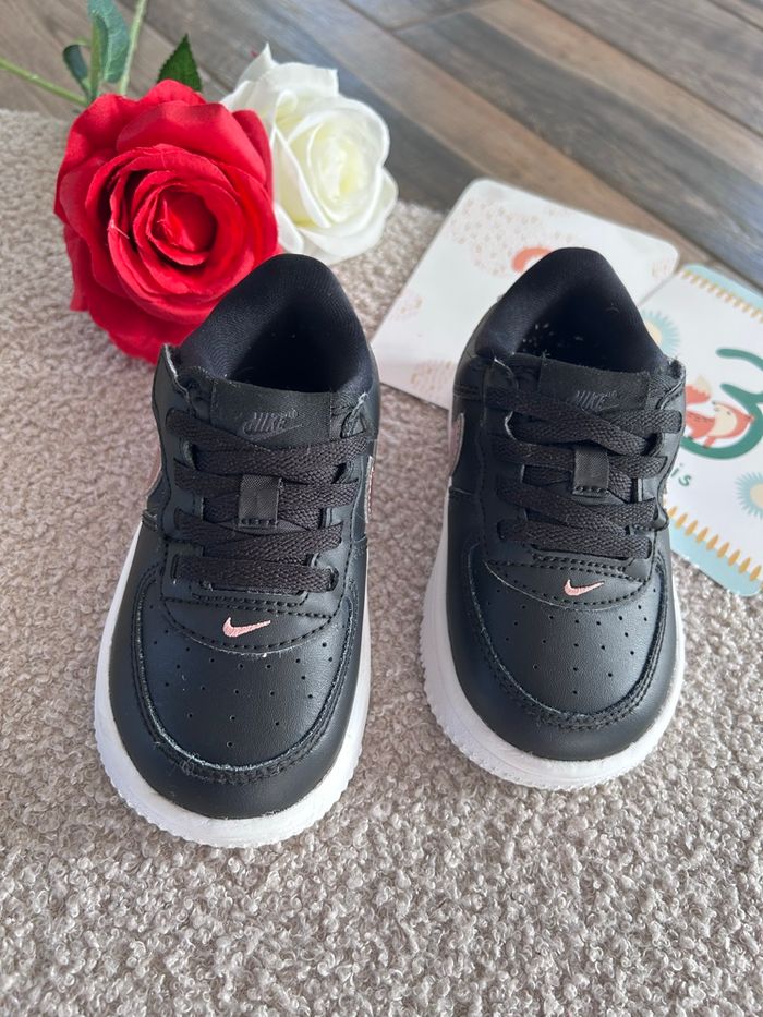 Baskets Nike - photo numéro 3