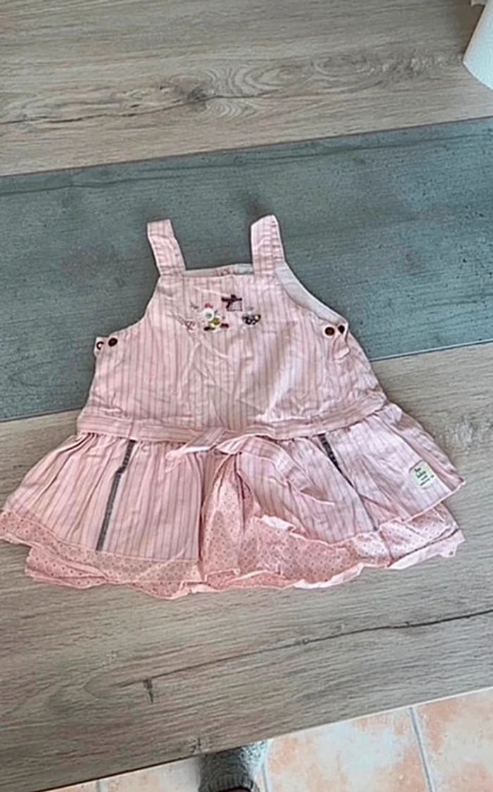 Robe à rayures rose