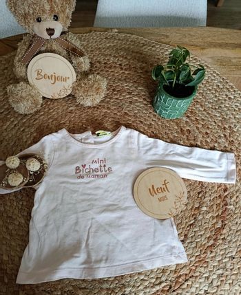 Tee shirt