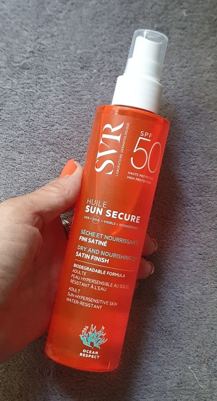 "Huile sèche Sun Secure SPF50 Haute Protection" - Nourrissante au fini satiné (200Ml) / SVR