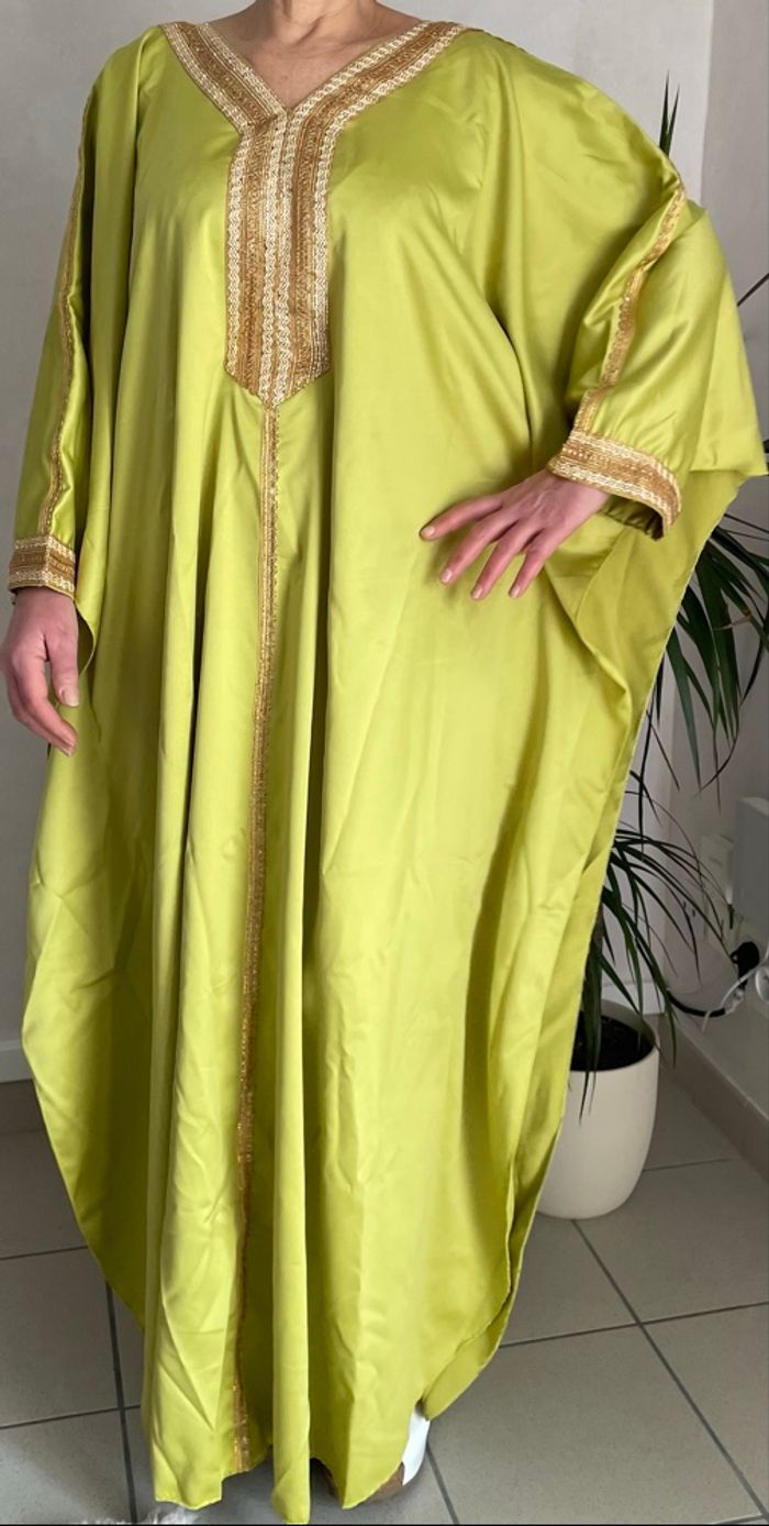 caftan/abaya Ample et Fluide Convient à Toutes Les Morphologies vert anis - photo numéro 7