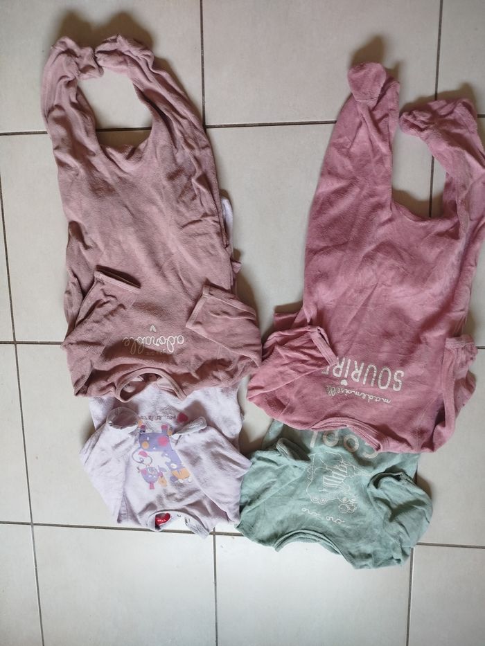 Lot de 4 pyjamas velours fille 9 mois