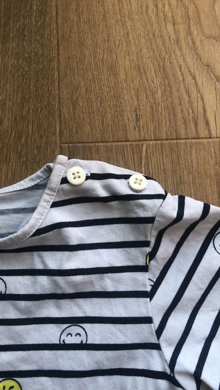 T shirt smiley 4 ans - photo numéro 2