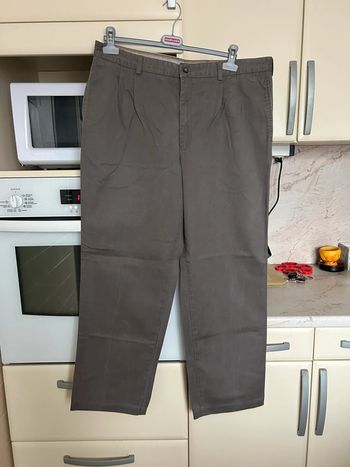 Pantalon gris Lacoste