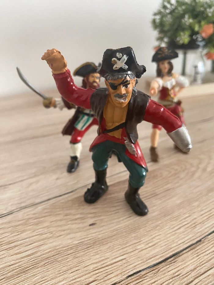 Lot de Figurines Pirates - photo numéro 5